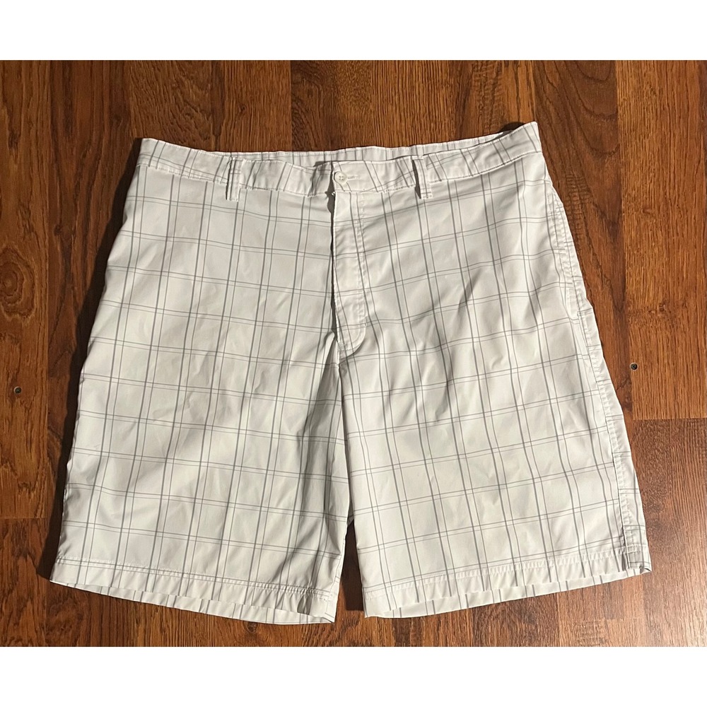 C9 Champion Mens White Textured Stripe Golf Shorts Size 38W Performance Stretch